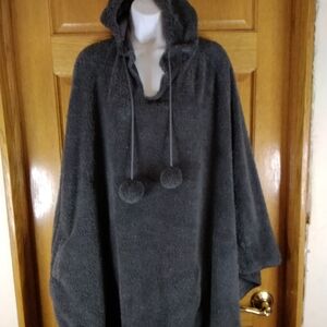 Gray Sherp Hooded Women's Cape